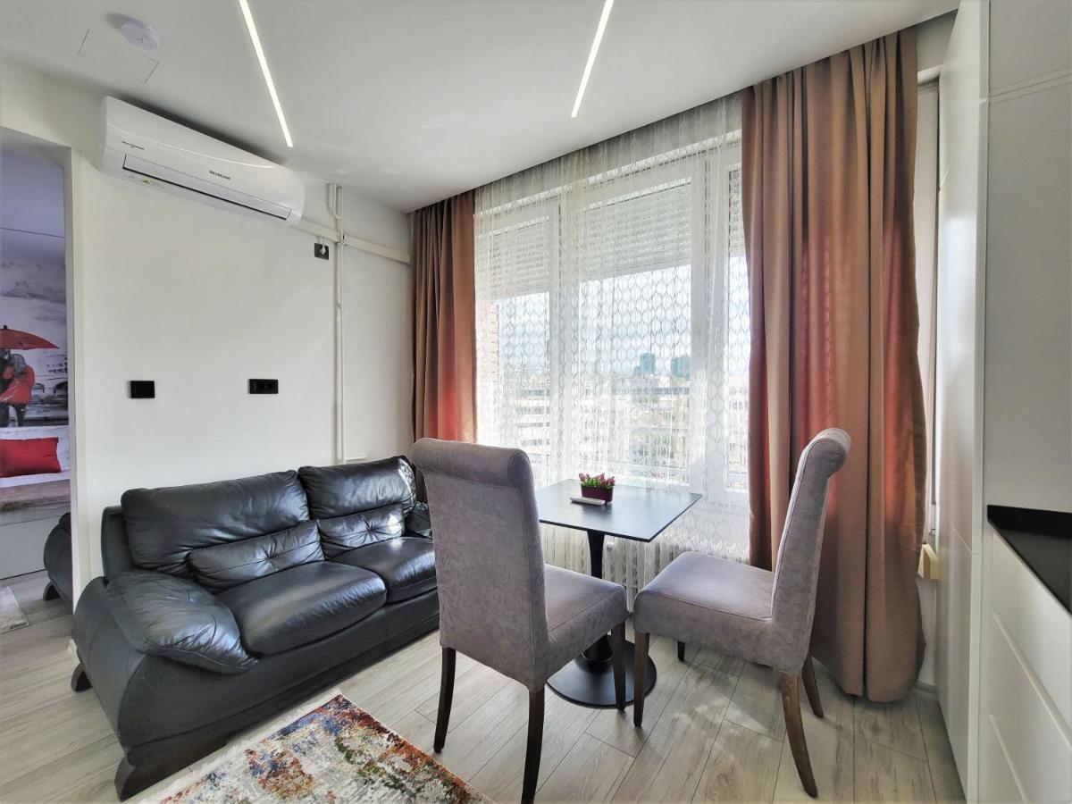 Cozy Apartment In Pristina Eksteriør billede