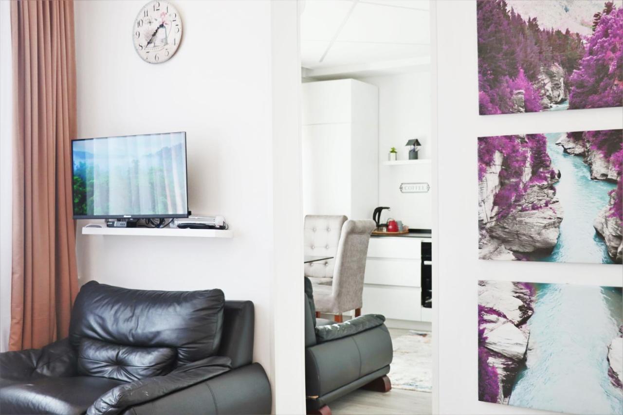 Cozy Apartment In Pristina Eksteriør billede